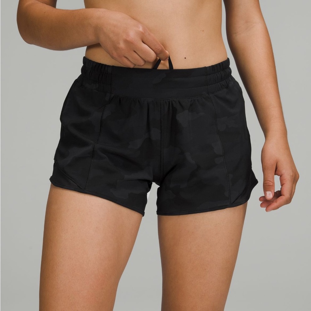 Lulu Hotty Hot Low-Rise Lined Short 4”